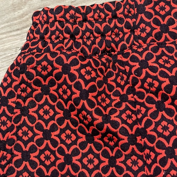Preppy Jacquard Red Black High Rise Dress Shorts by Moonlight - Size Large - Picture 7 of 9